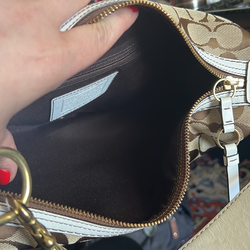 Vintage Coach Shoulder bag, GUC - Picture 2 of 6